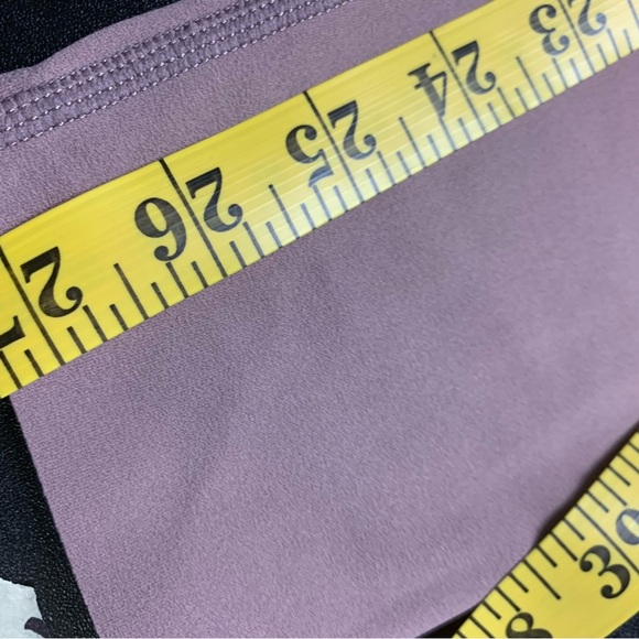 Fanka Reversible Body Sculpt Leggings - Picture 5 of 7